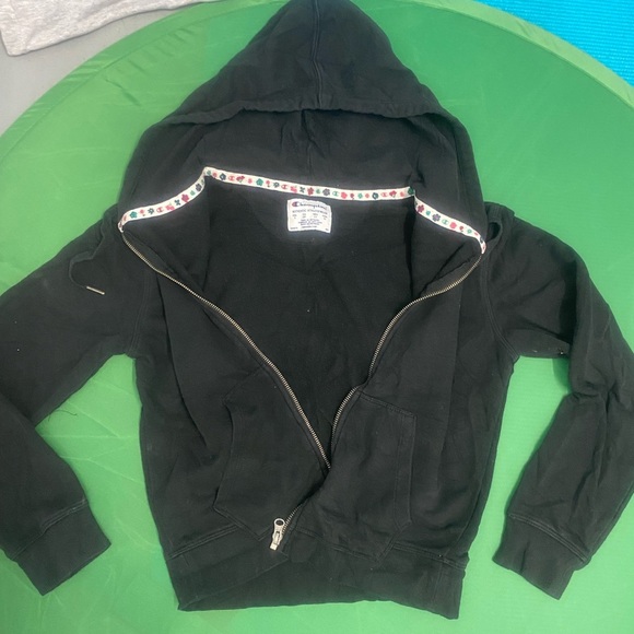 Outfit - Picture 3 of 10